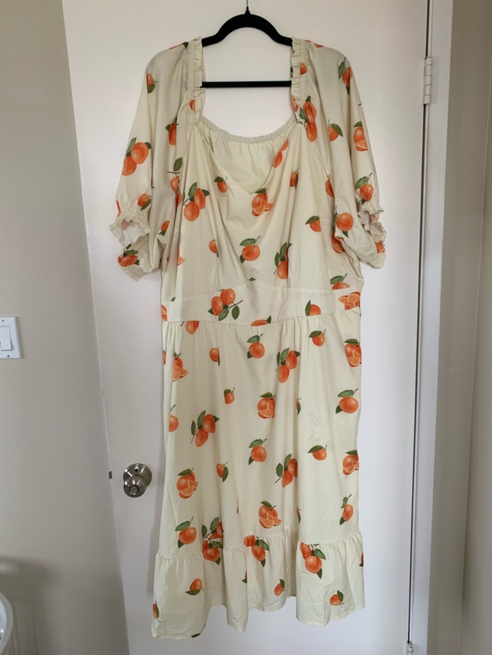 🍊 BloomChic Citrus Oranges Tangerines on Cream Background Dress – Size 30 / 6x